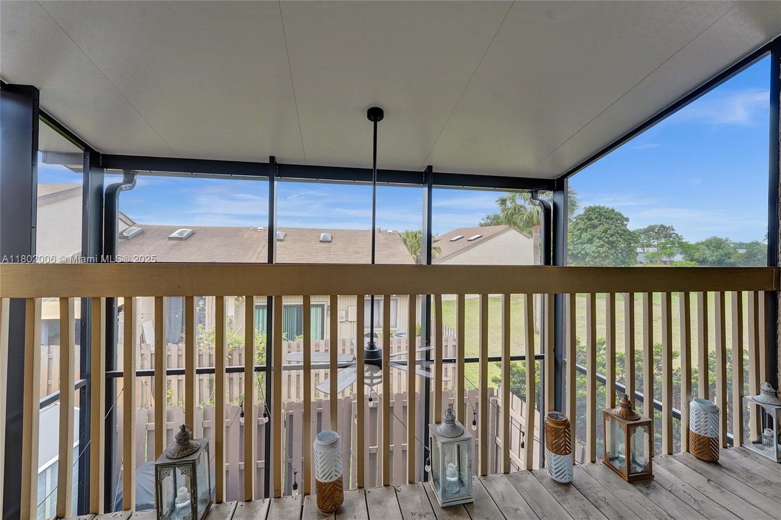 ARROWHEAD GOLF & TENNIS C - Residential