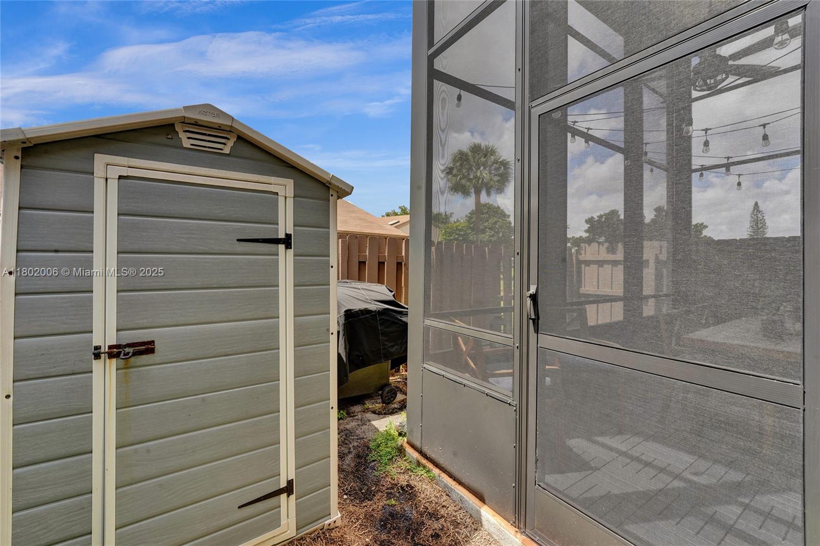 ARROWHEAD GOLF & TENNIS C - Residential