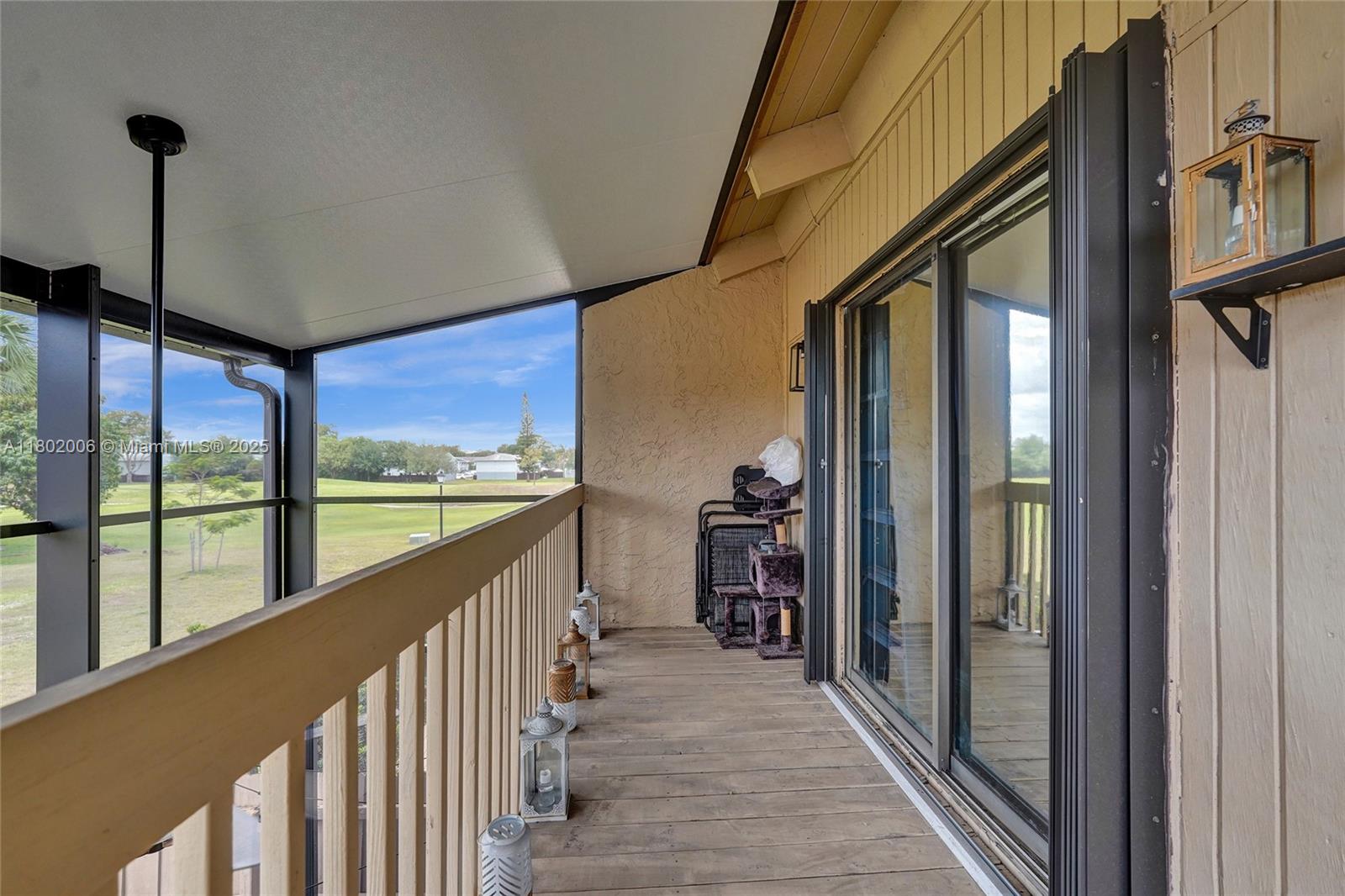 ARROWHEAD GOLF & TENNIS C - Residential