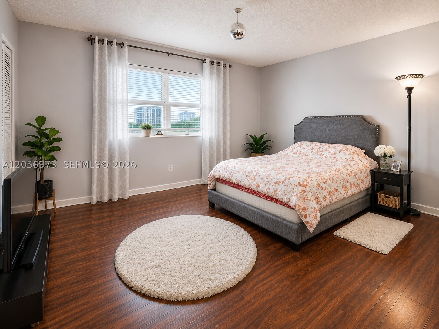 MEADOWBROOK TOWERS CONDO - Residential