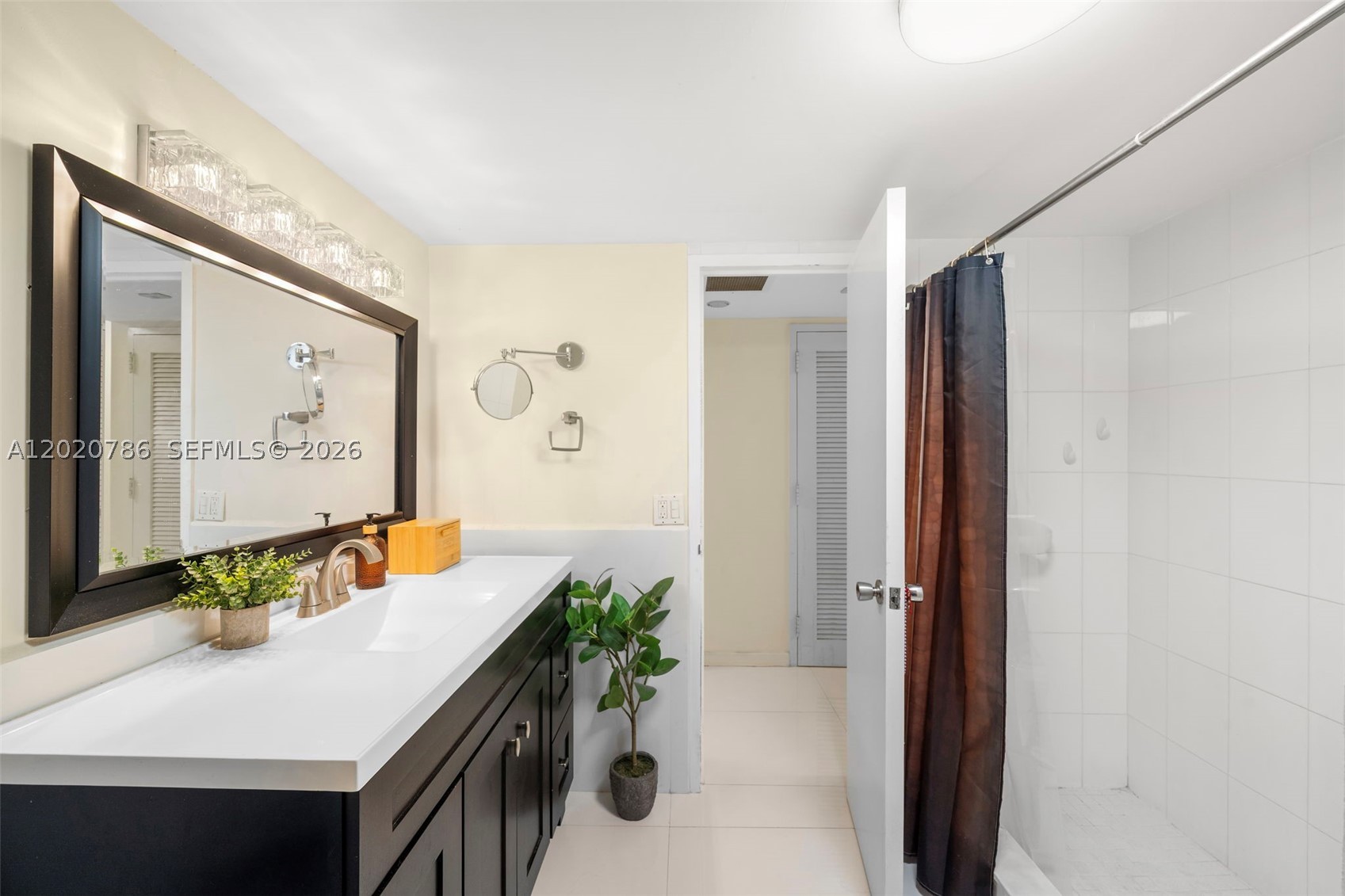 BRYNWOOD CONDO - Residential Lease