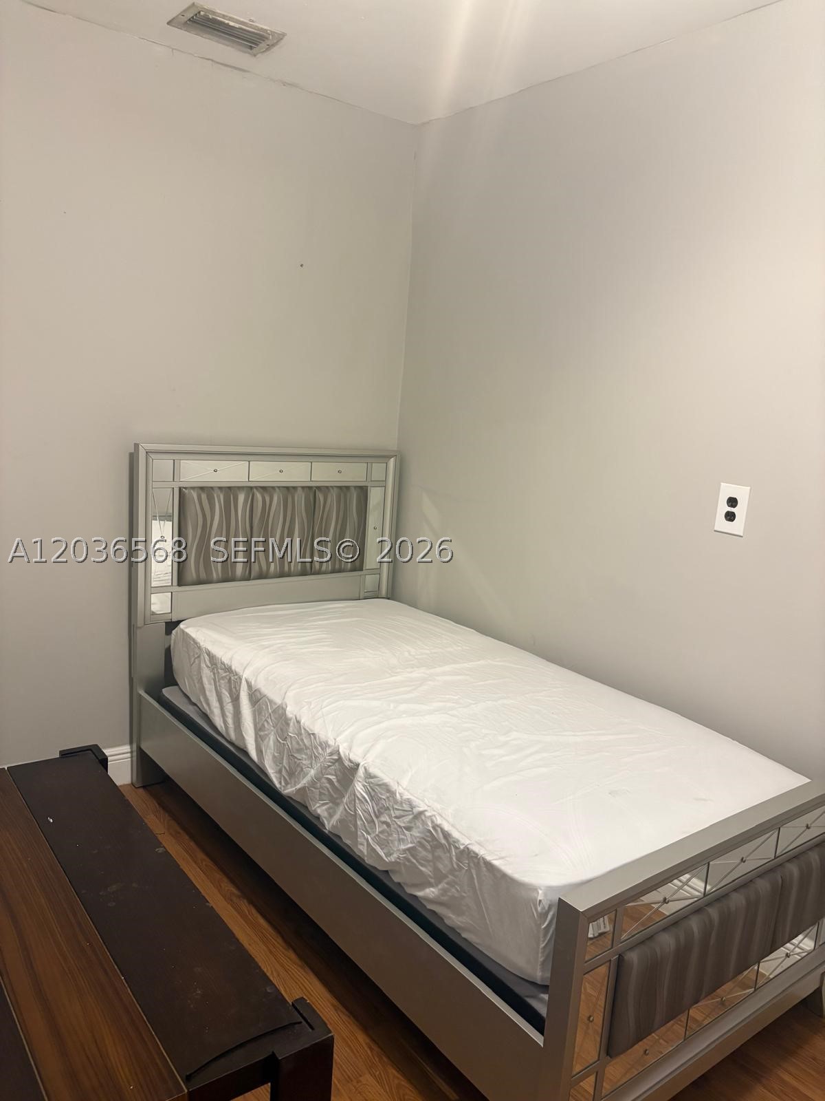 ESSEX VILLAGE 4TH ADDN - Residential Lease