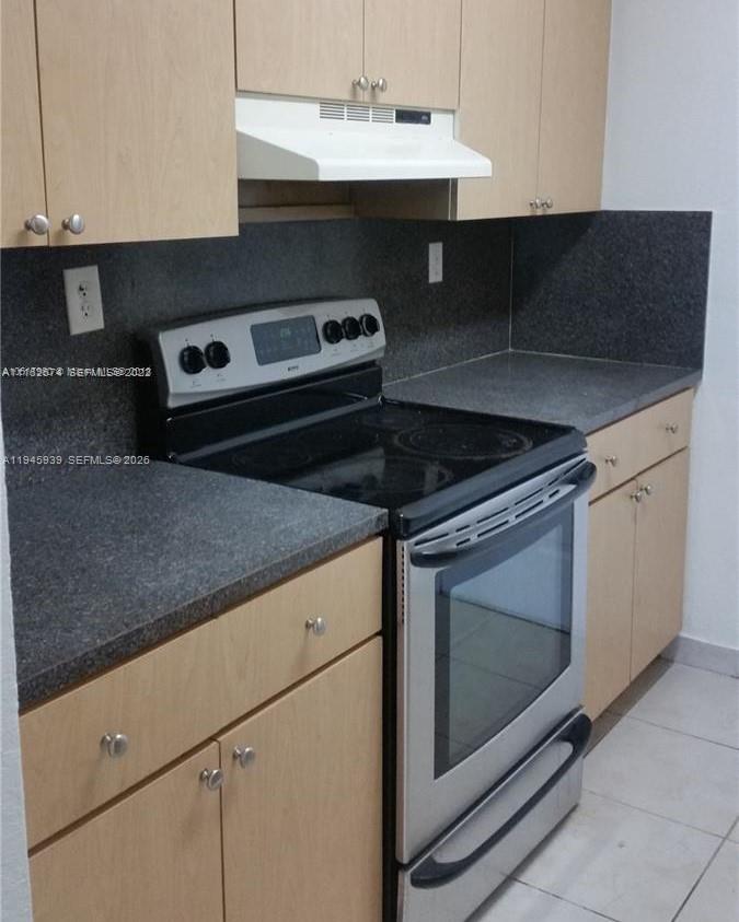 OLAS AZULES CONDO - Residential