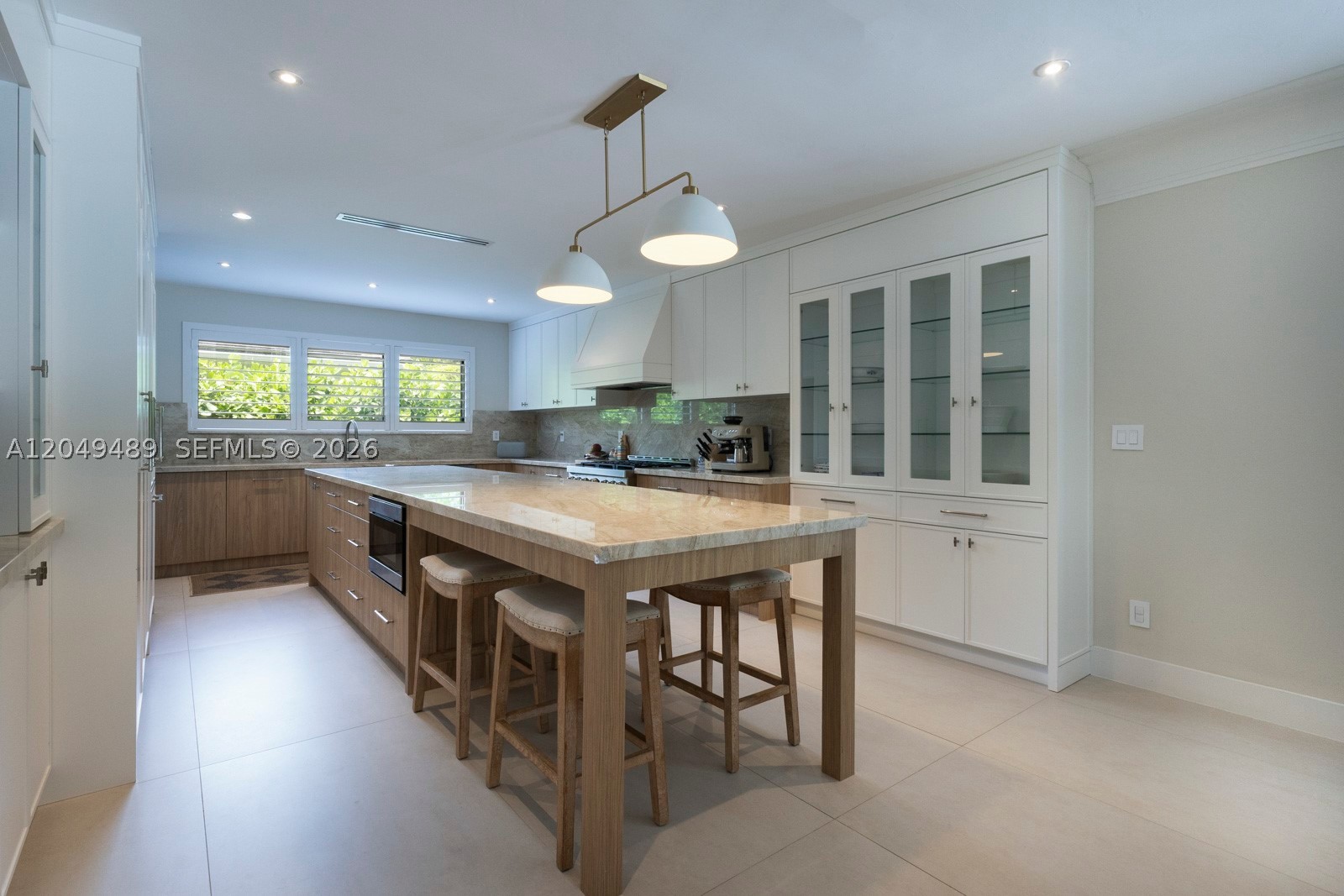 C GABLES RIVIERA SEC 12 - Residential Lease