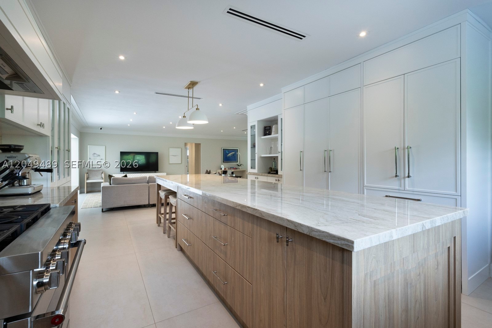 C GABLES RIVIERA SEC 12 - Residential Lease