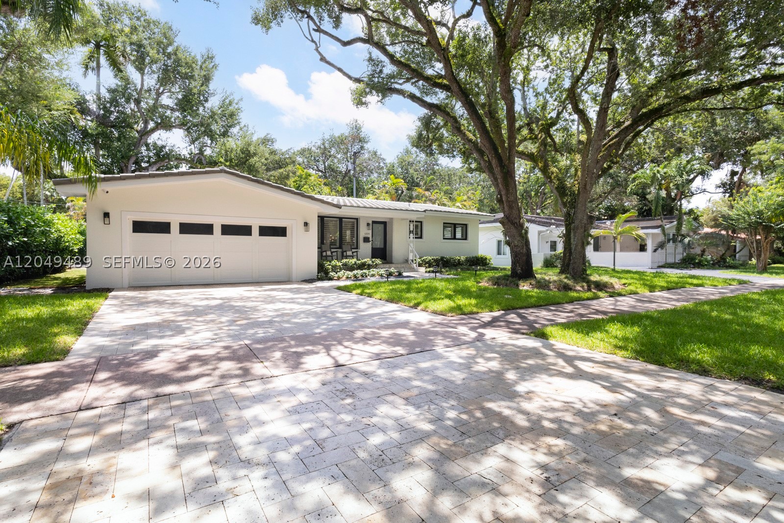C GABLES RIVIERA SEC 12 - Residential Lease