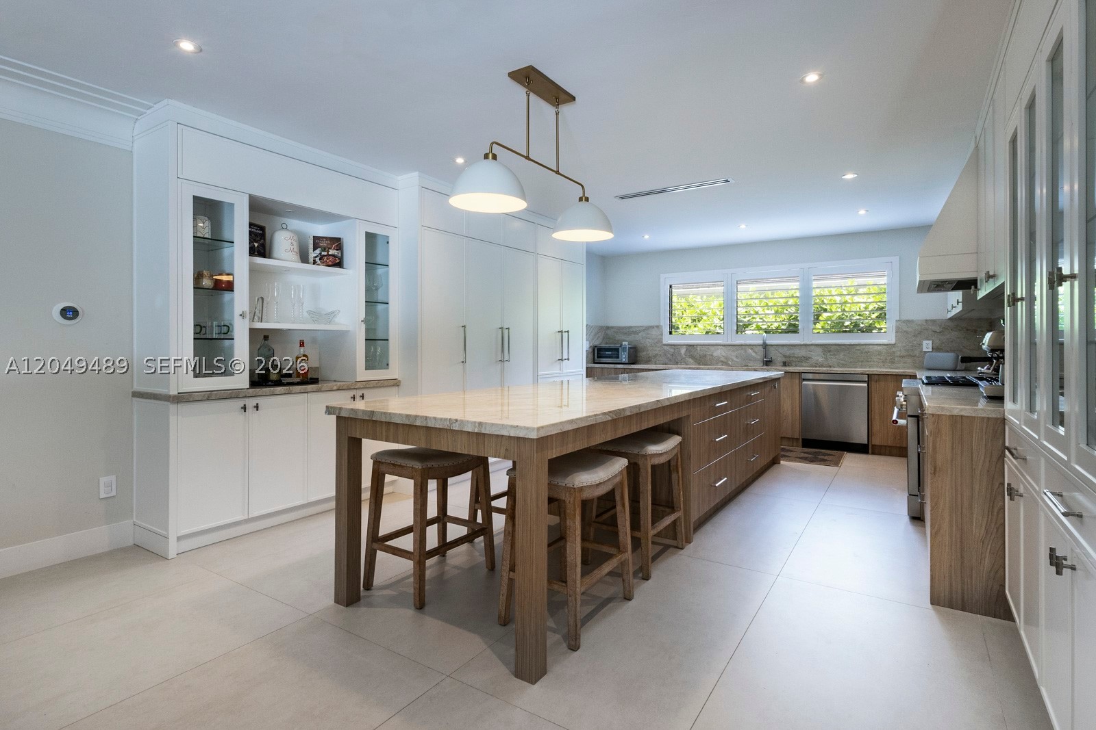 C GABLES RIVIERA SEC 12 - Residential Lease