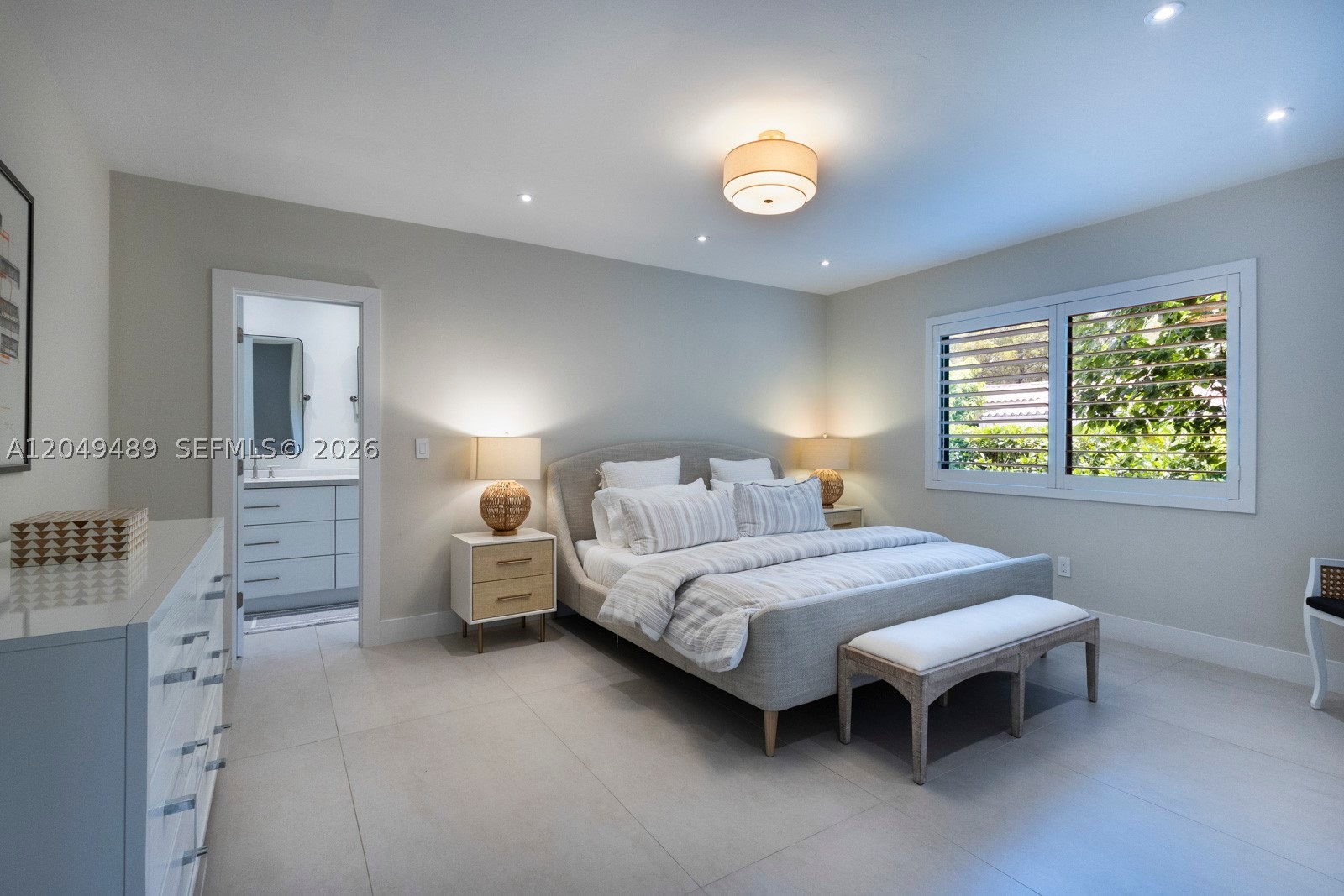 C GABLES RIVIERA SEC 12 - Residential Lease