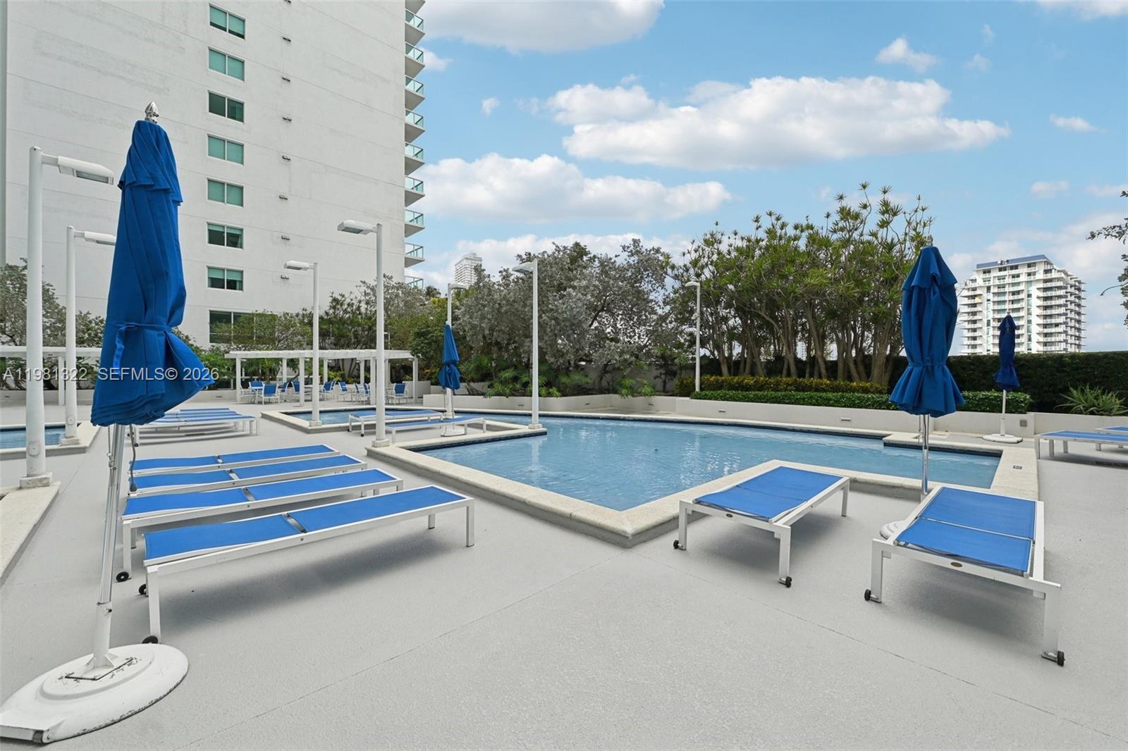 1800 CLUB CONDO - Residential
