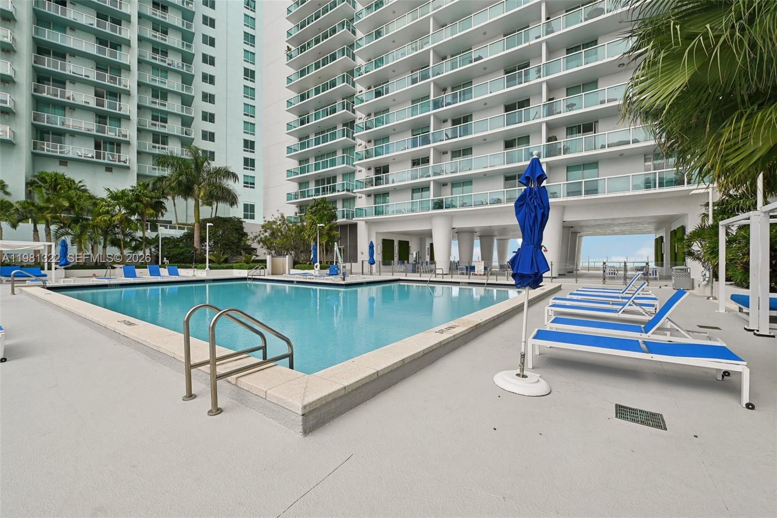 1800 CLUB CONDO - Residential