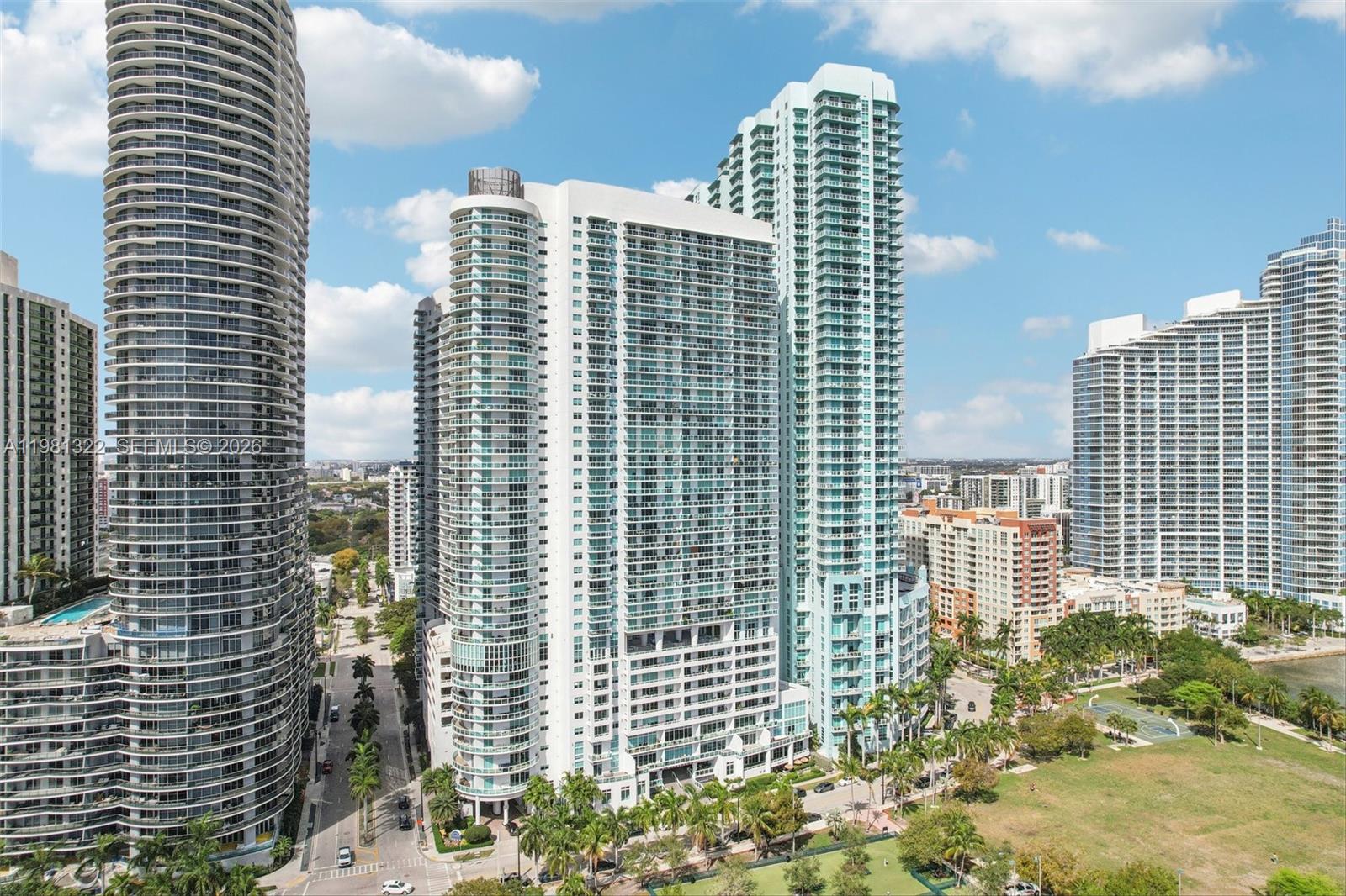 1800 CLUB CONDO - Residential