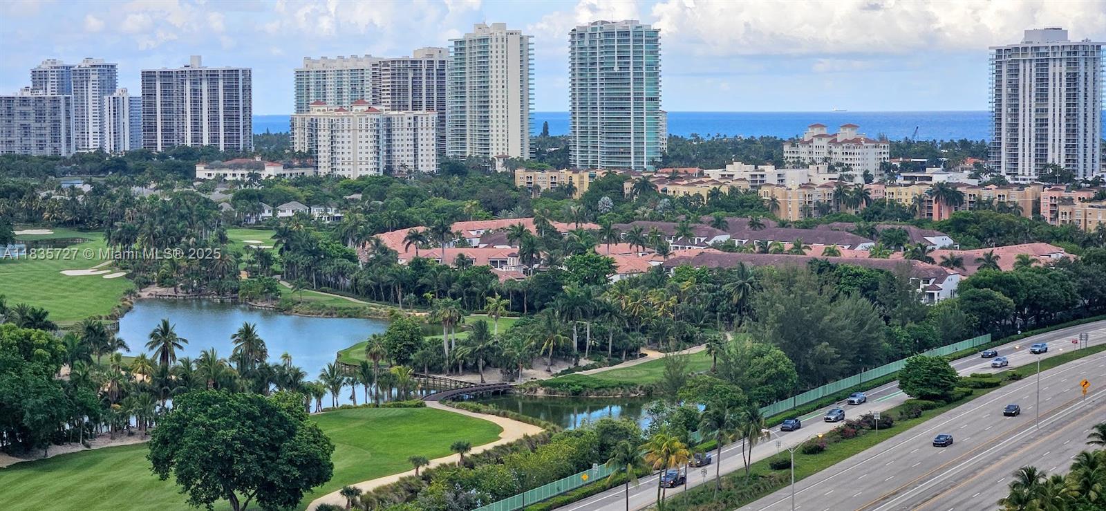 PARC CENTRAL AVENTURA SOU - Residential Lease