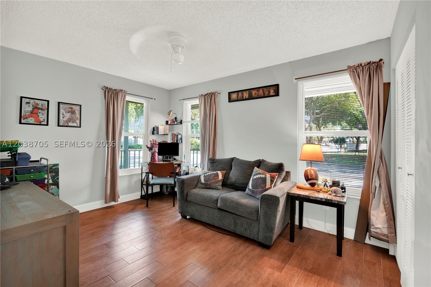 LAKES BY THE BAY SEC 6 - Residential