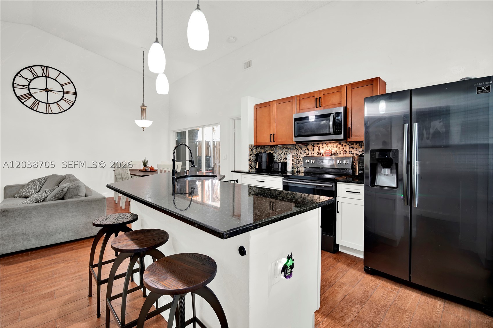 LAKES BY THE BAY SEC 6 - Residential