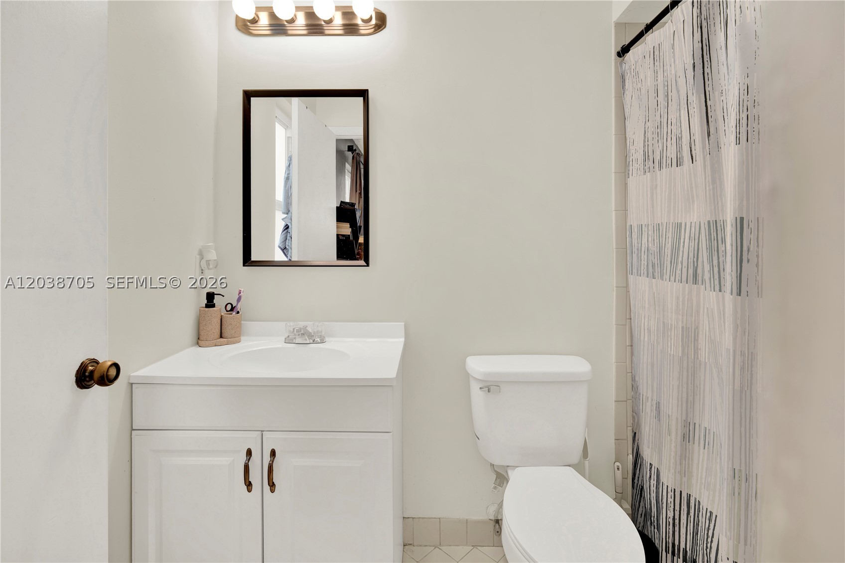LAKES BY THE BAY SEC 6 - Residential