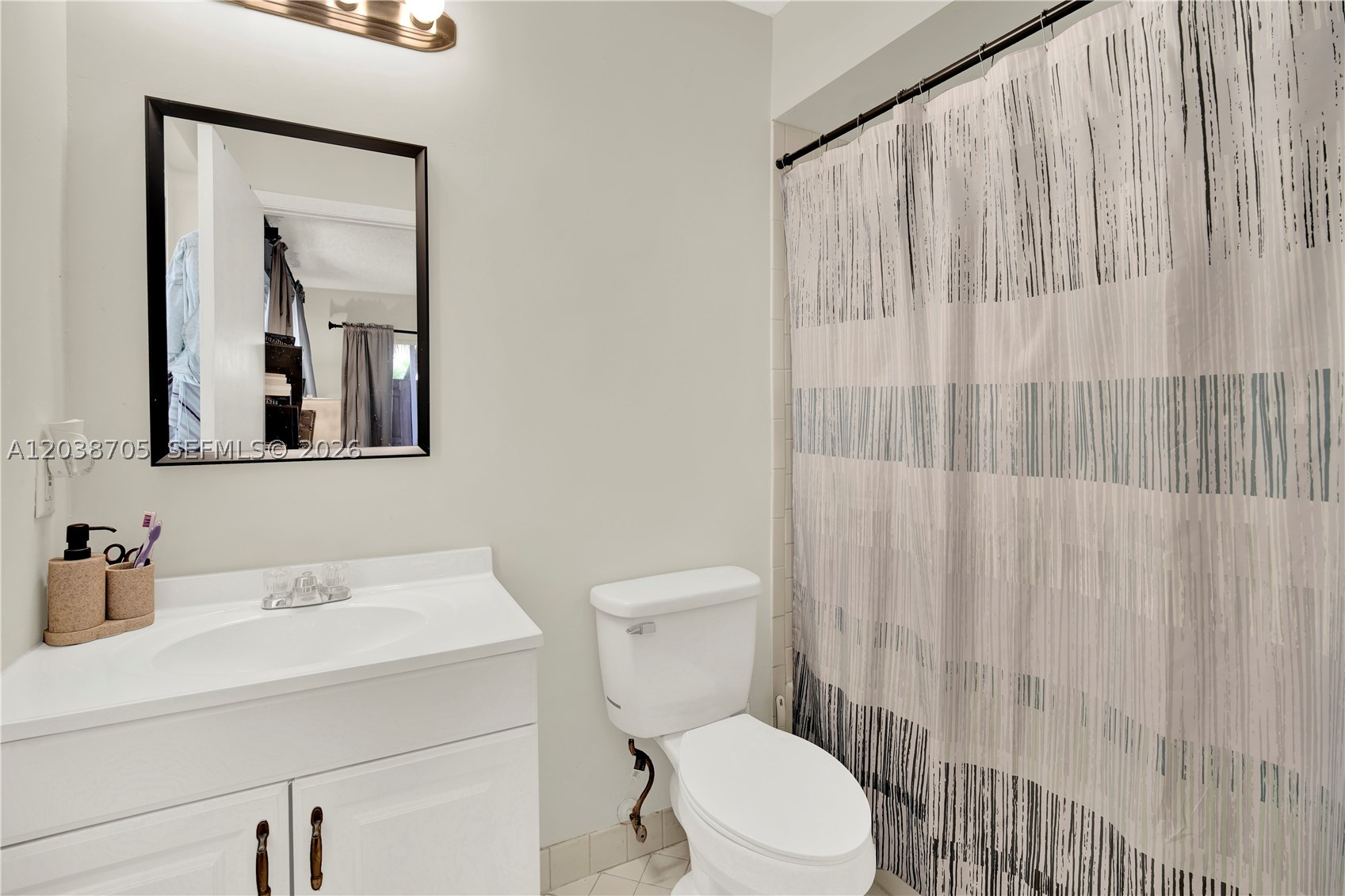 LAKES BY THE BAY SEC 6 - Residential