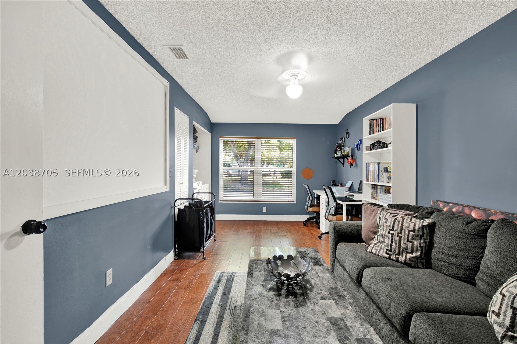 LAKES BY THE BAY SEC 6 - Residential