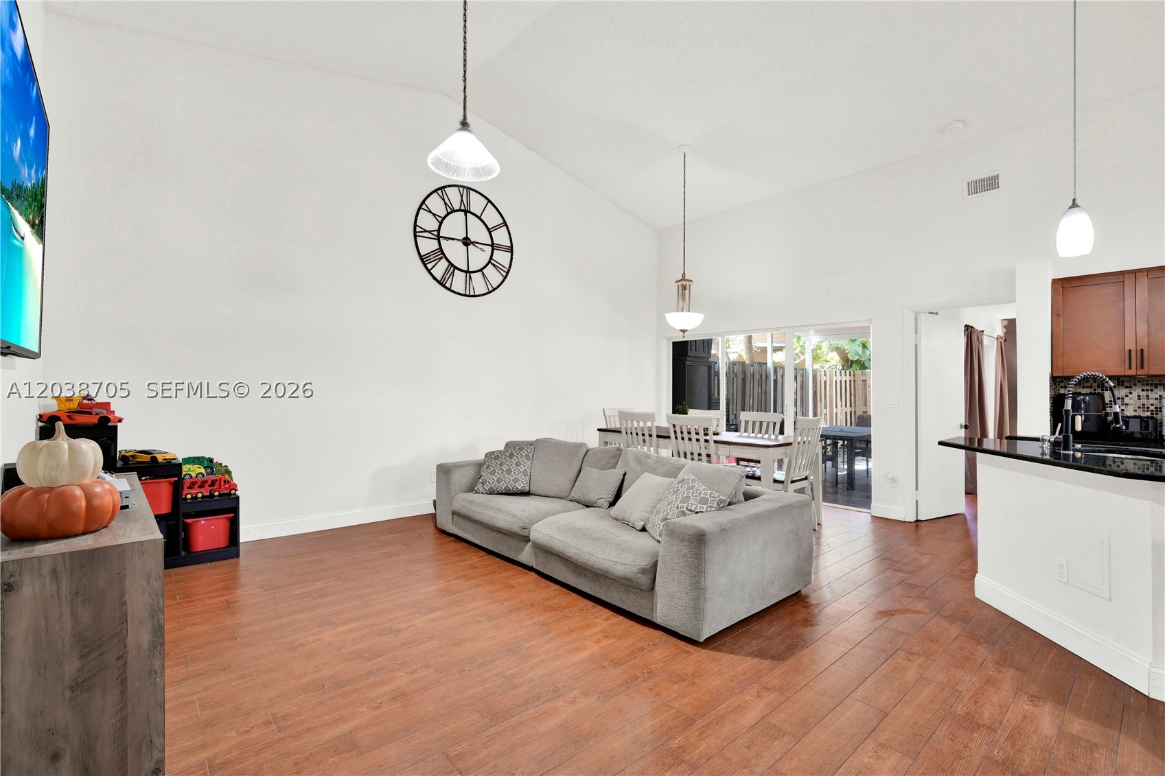 LAKES BY THE BAY SEC 6 - Residential