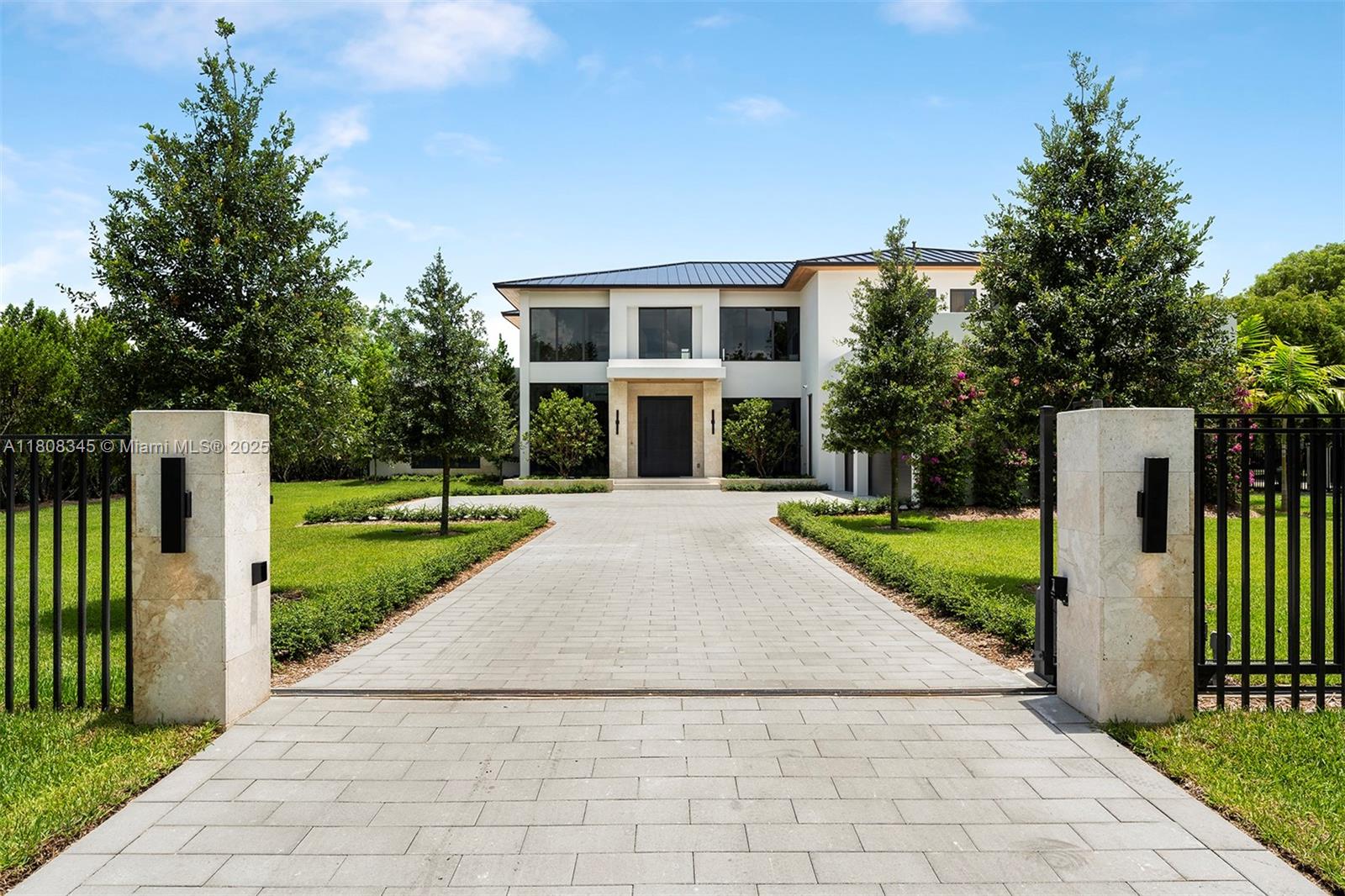 COLLINS ESTATES - Residential