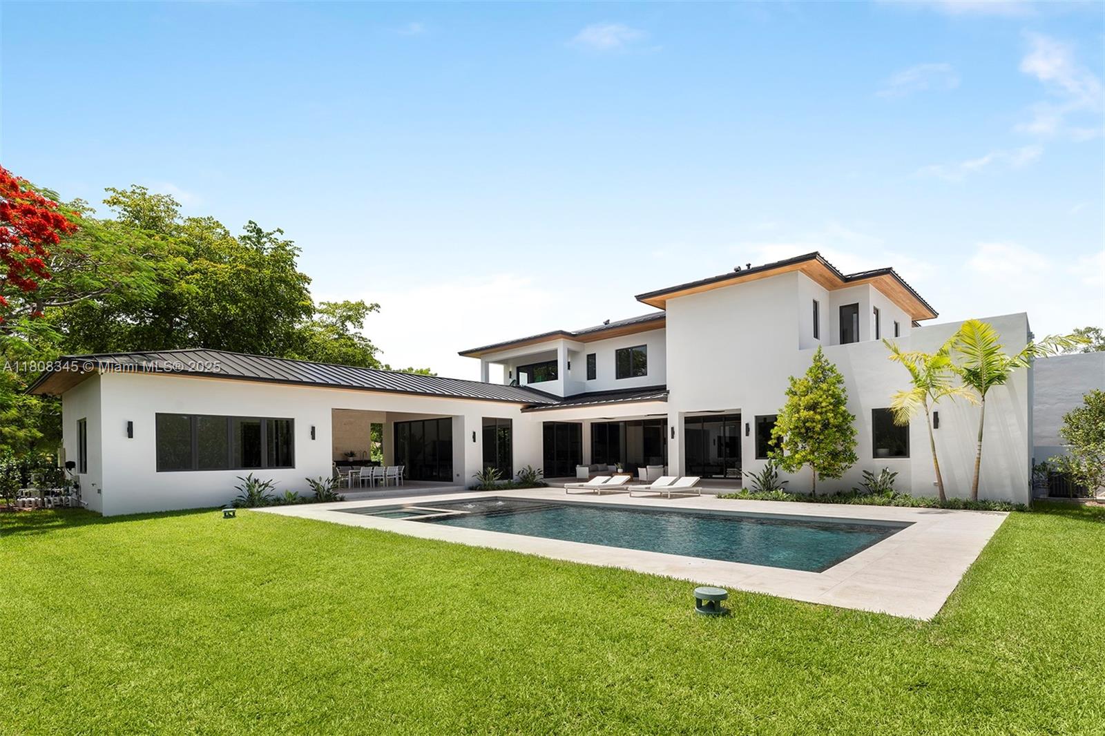 COLLINS ESTATES - Residential