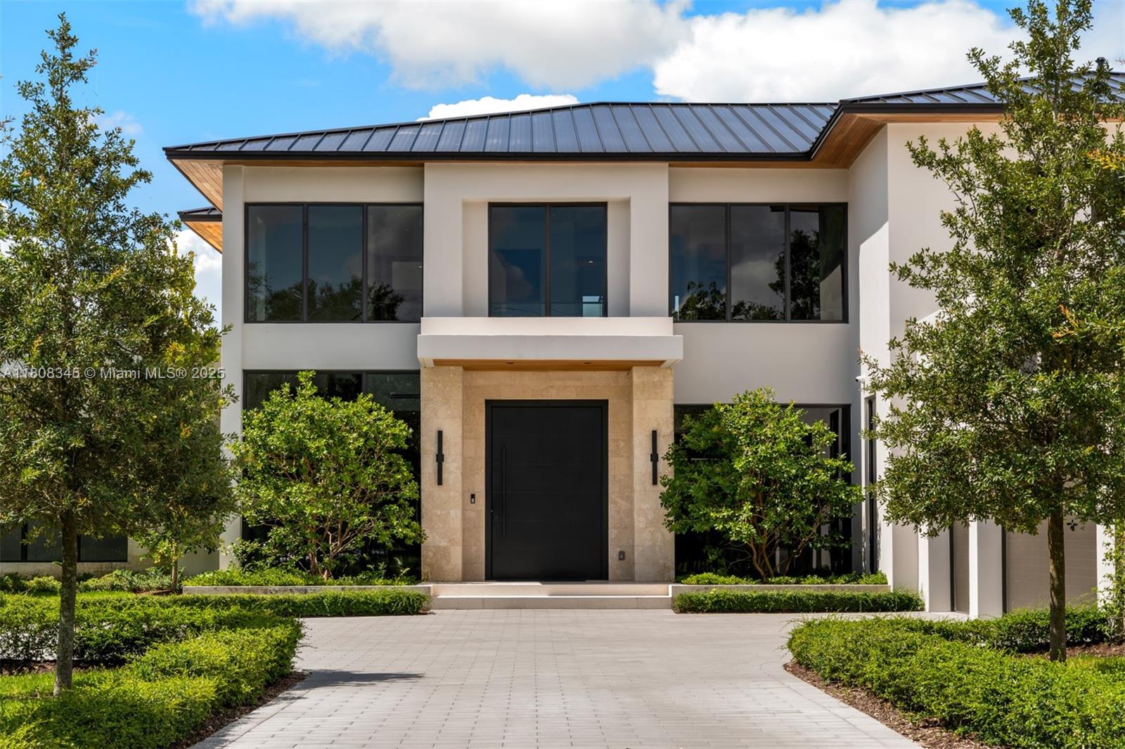COLLINS ESTATES - Residential