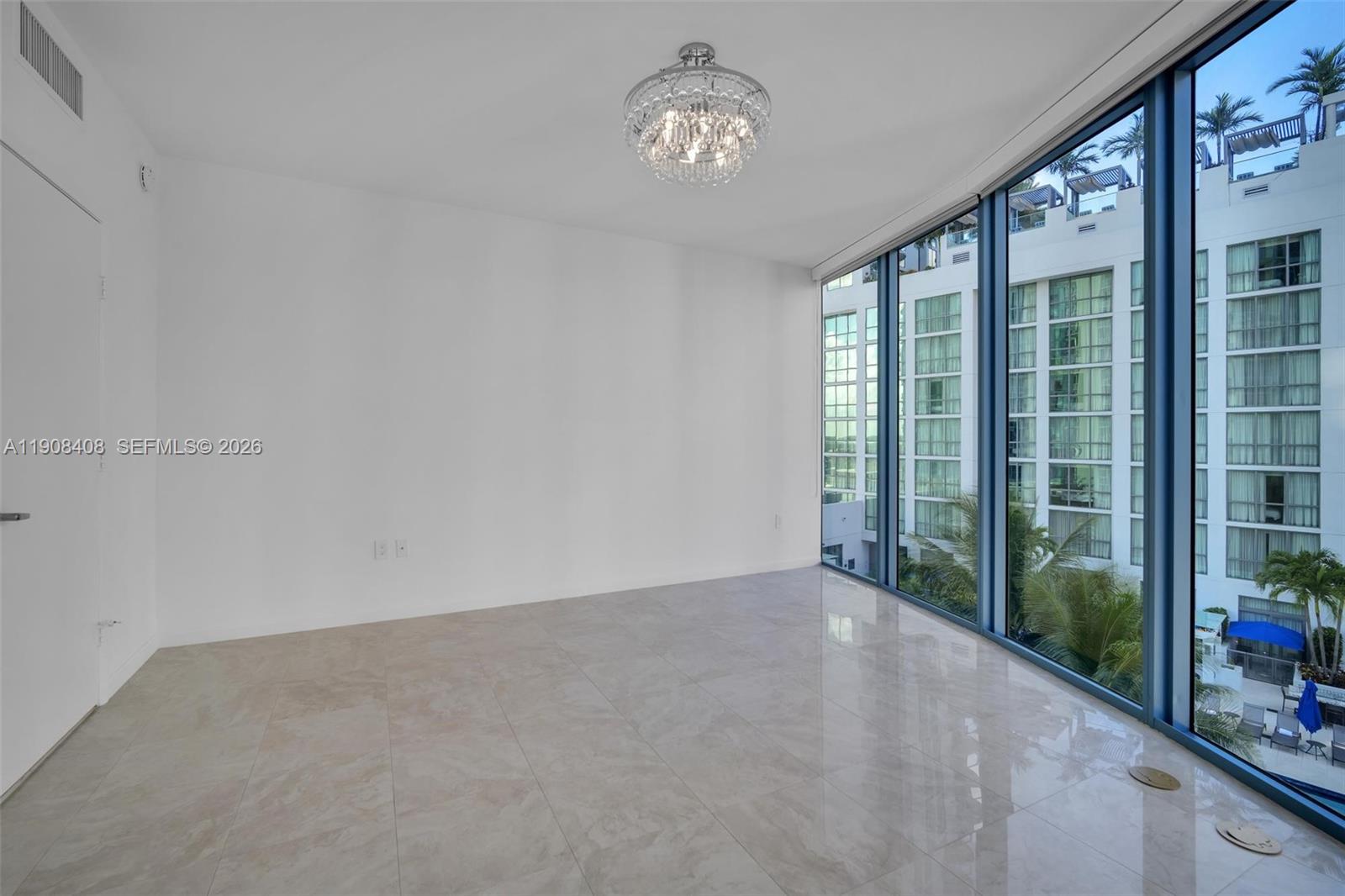 LAS OLAS RIVER HOUSE COND - Residential
