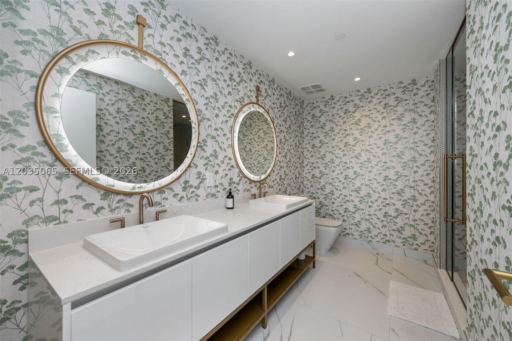 Mr C's Residences - Residential Lease