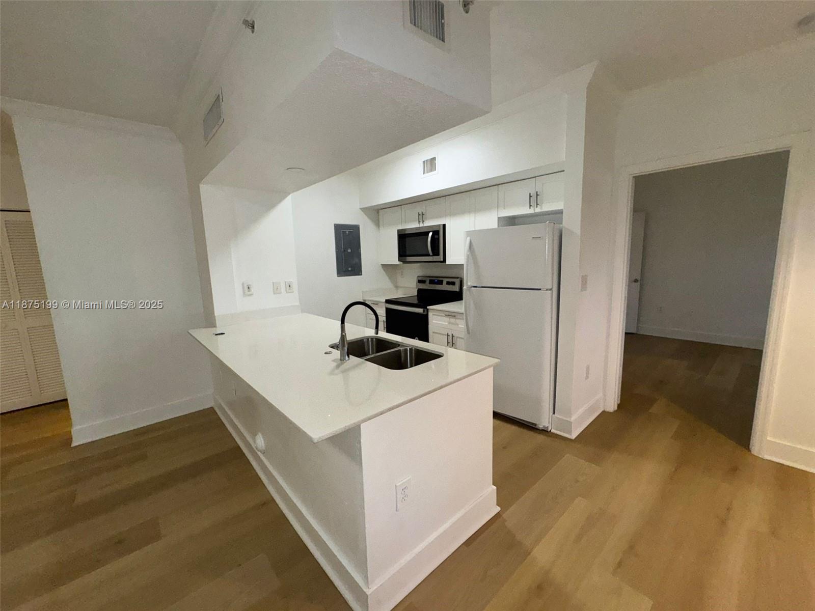 MARQUESA CONDO - Residential Lease