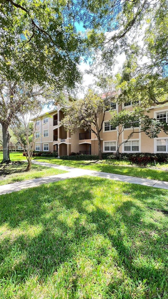 MARQUESA CONDO - Residential Lease