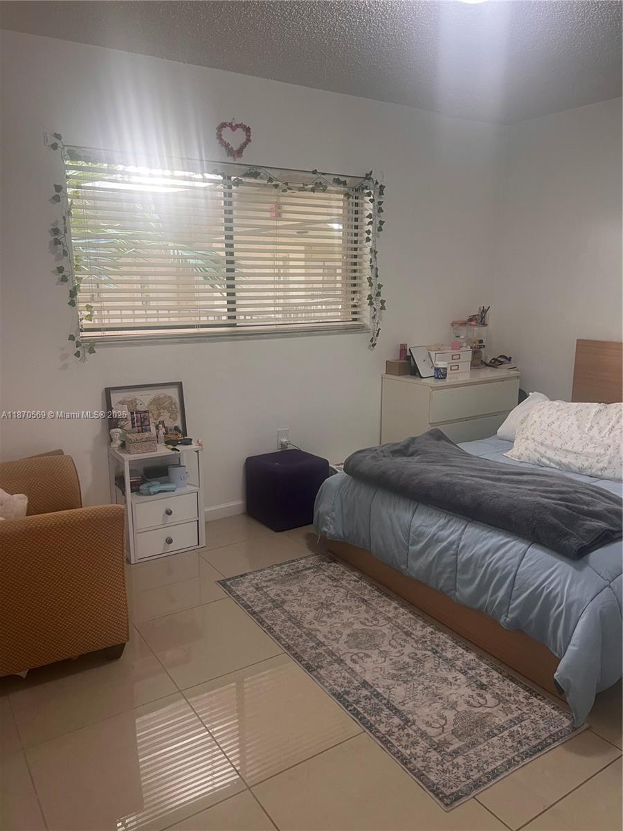 THE HORIZONS CONDO #1 - Residential Lease