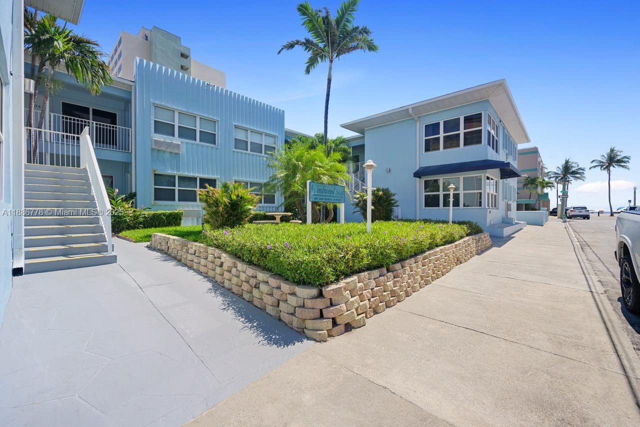WINDWOOD SEAS CONDO - Residential