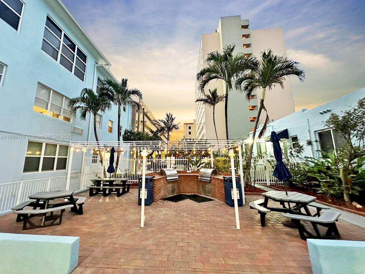 WINDWOOD SEAS CONDO - Residential
