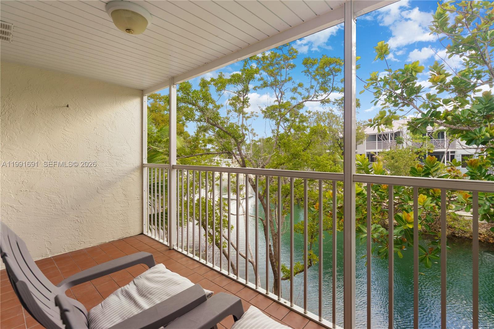 KAWAMA YACHT CLUB - Residential