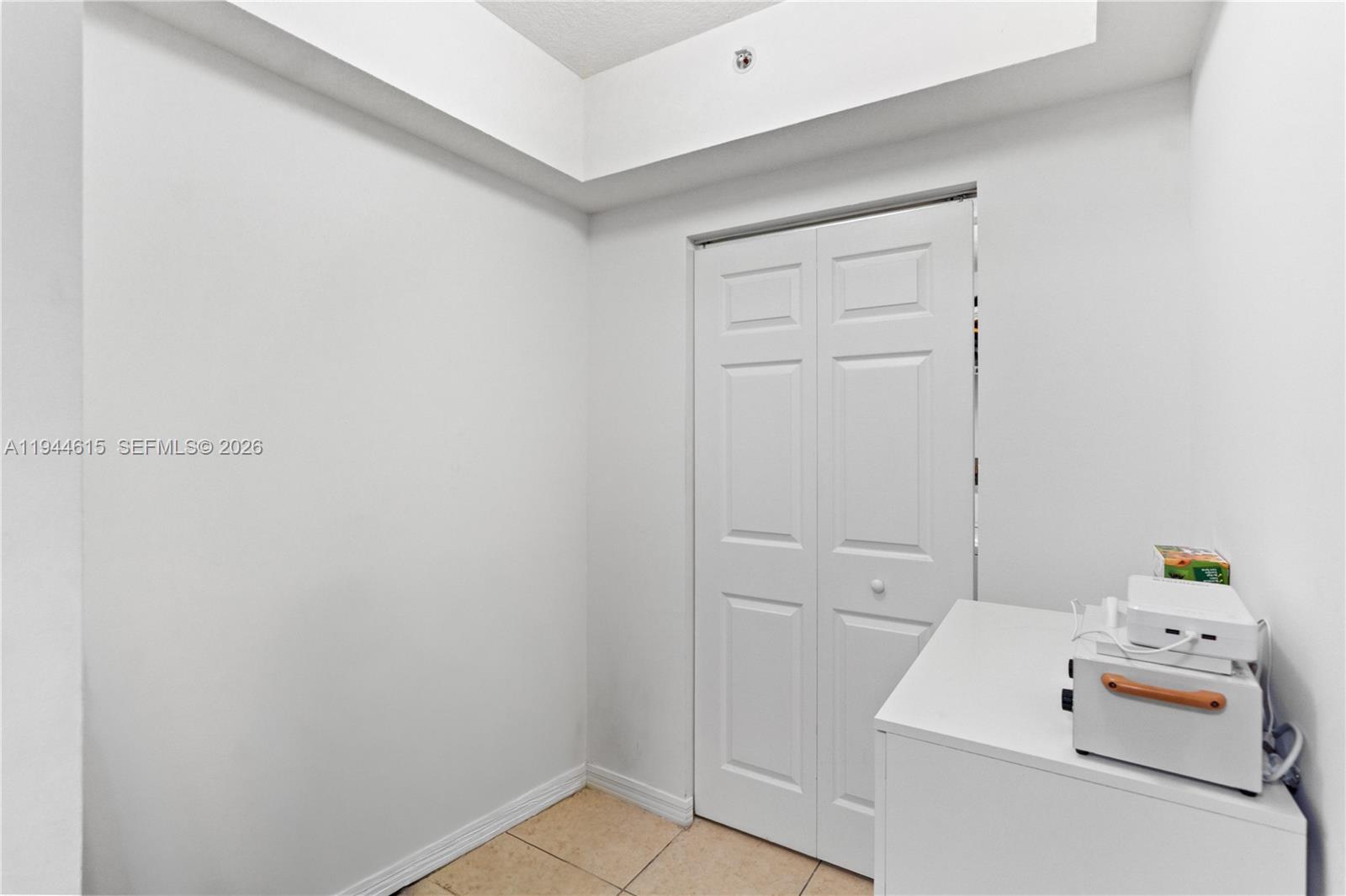 KEYSTONE PARK CONDO - Residential