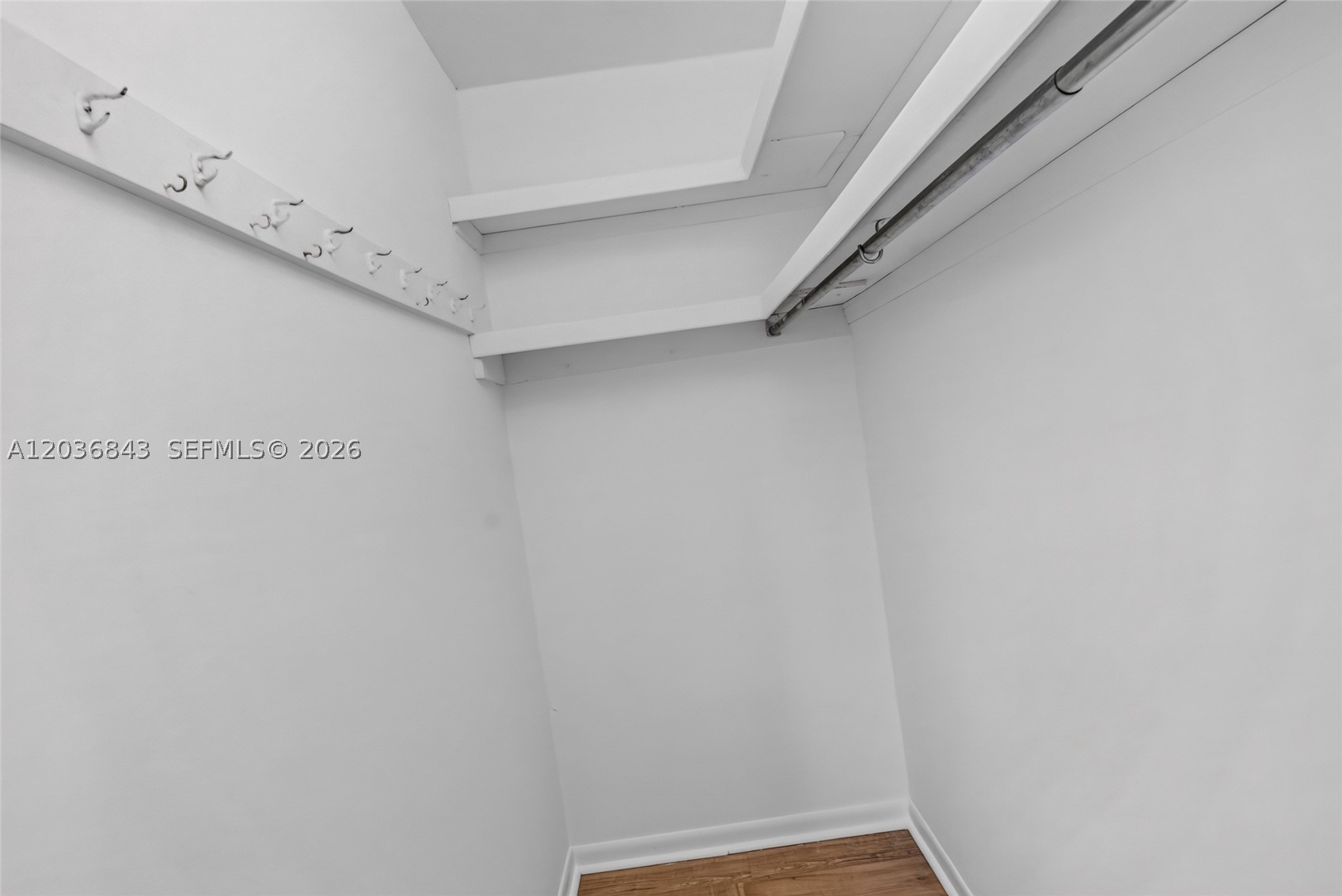 SERENOLA ESTATES - Residential