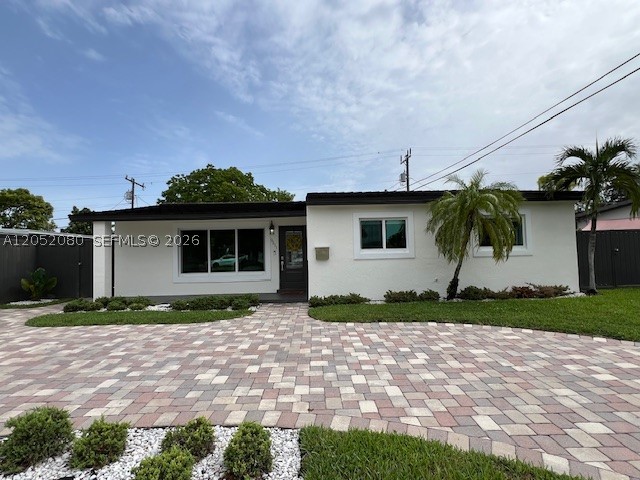 CORAL PARK ESTATES SEC 4 - Residential Lease
