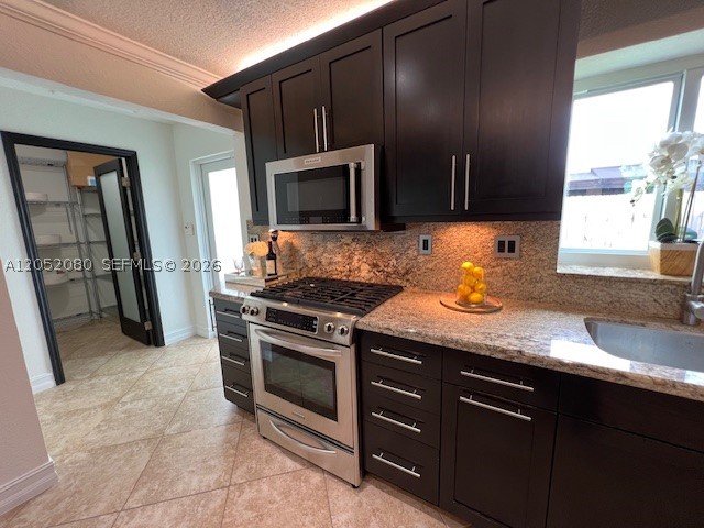 CORAL PARK ESTATES SEC 4 - Residential Lease