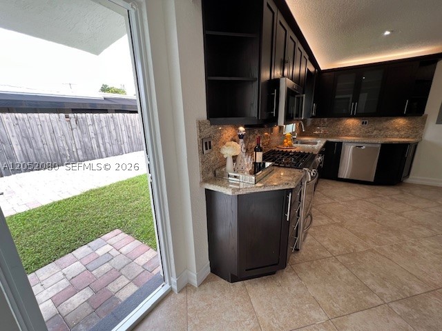 CORAL PARK ESTATES SEC 4 - Residential Lease