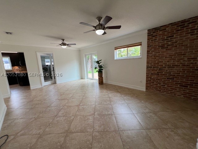 CORAL PARK ESTATES SEC 4 - Residential Lease