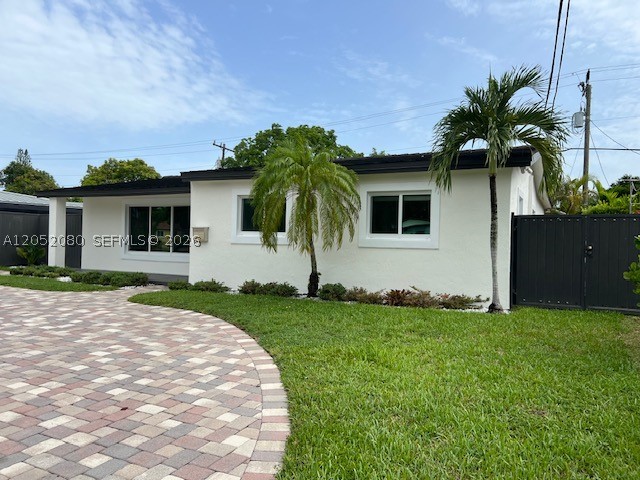 CORAL PARK ESTATES SEC 4 - Residential Lease