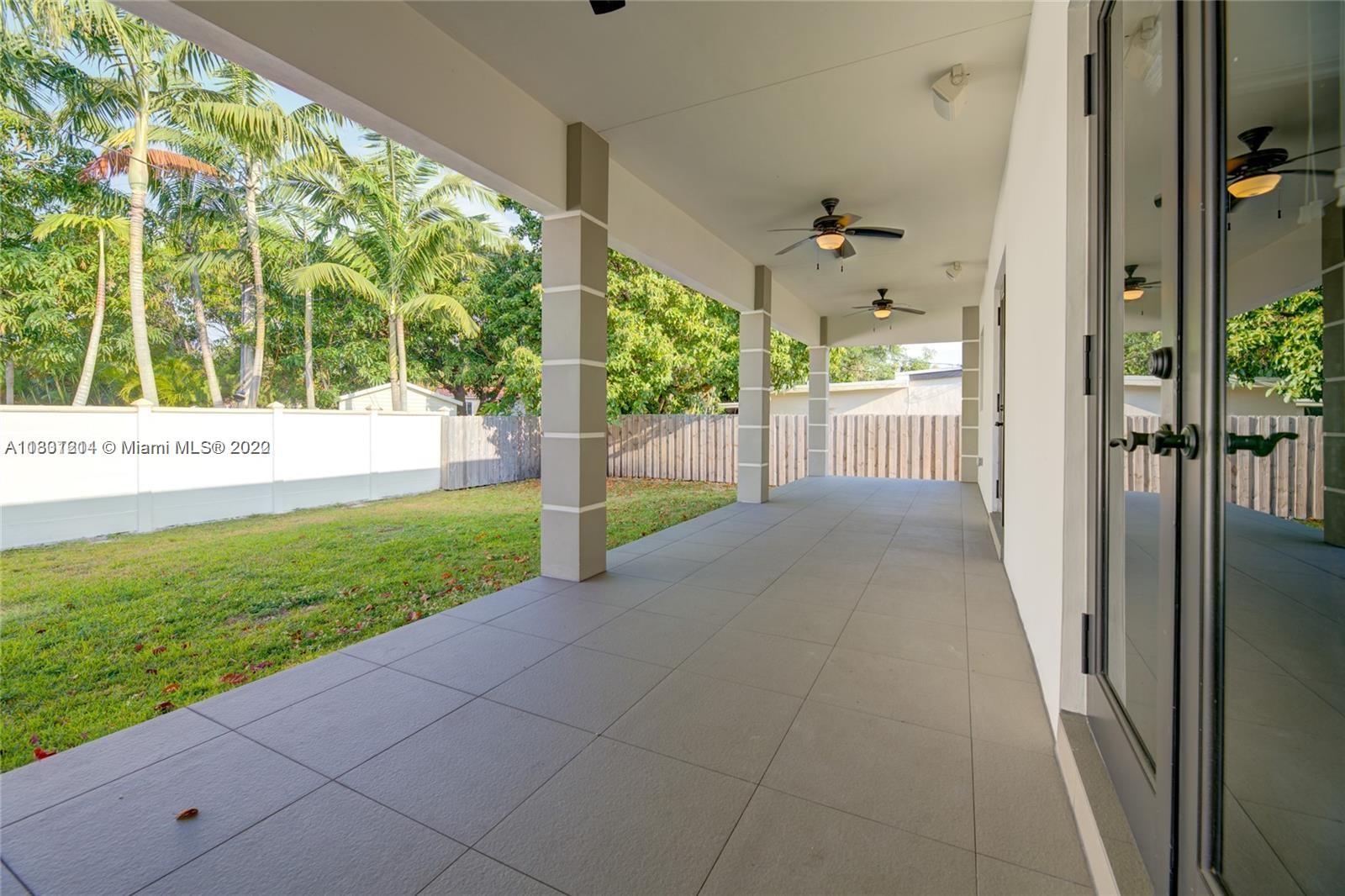 CORAL GATE SEC D - Residential Lease