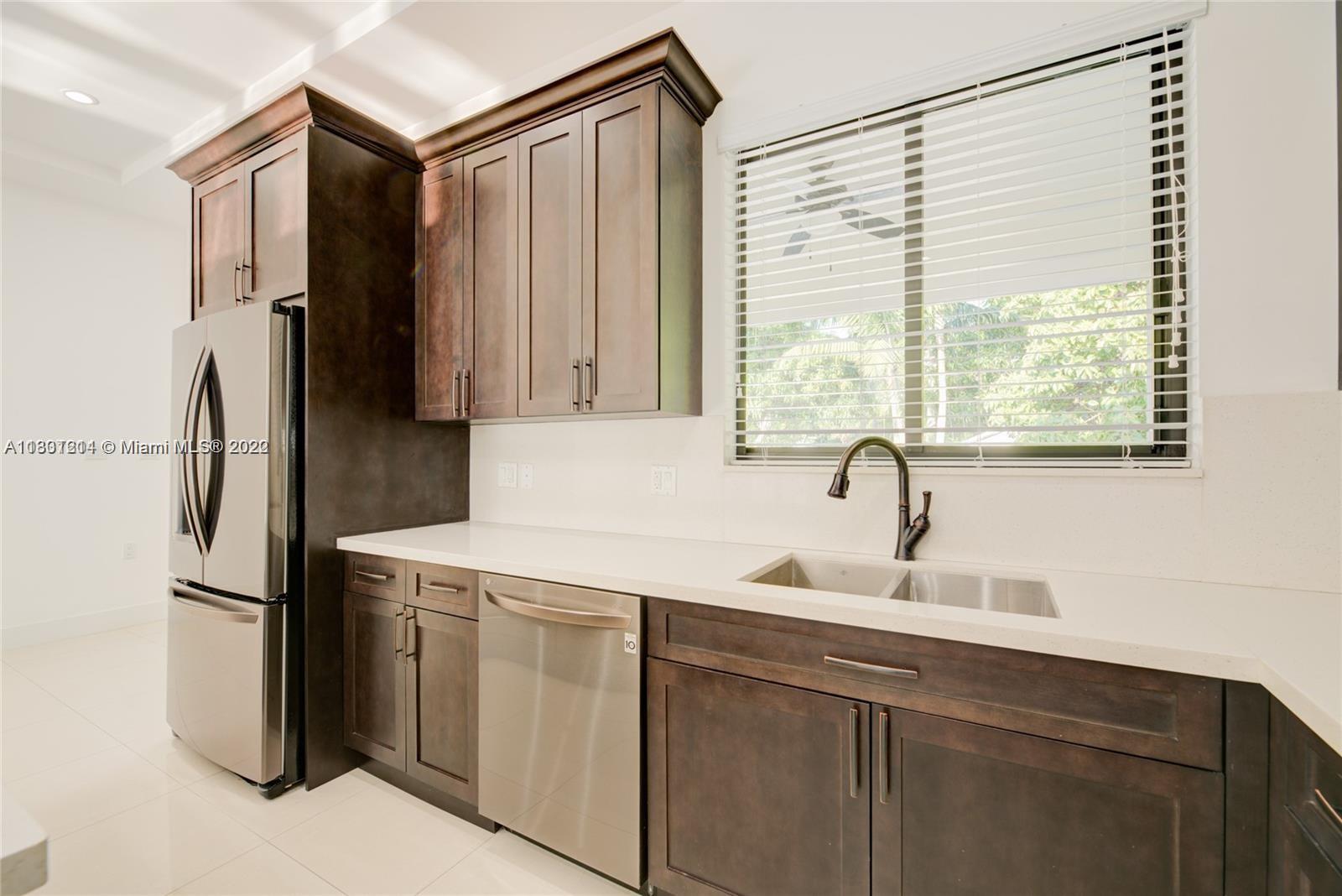 CORAL GATE SEC D - Residential Lease