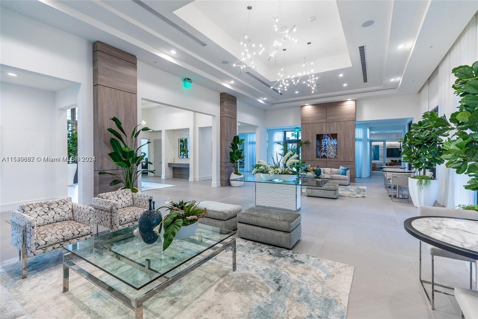 DOWNTOWN DORAL SOUTH PHAS - Residential Lease