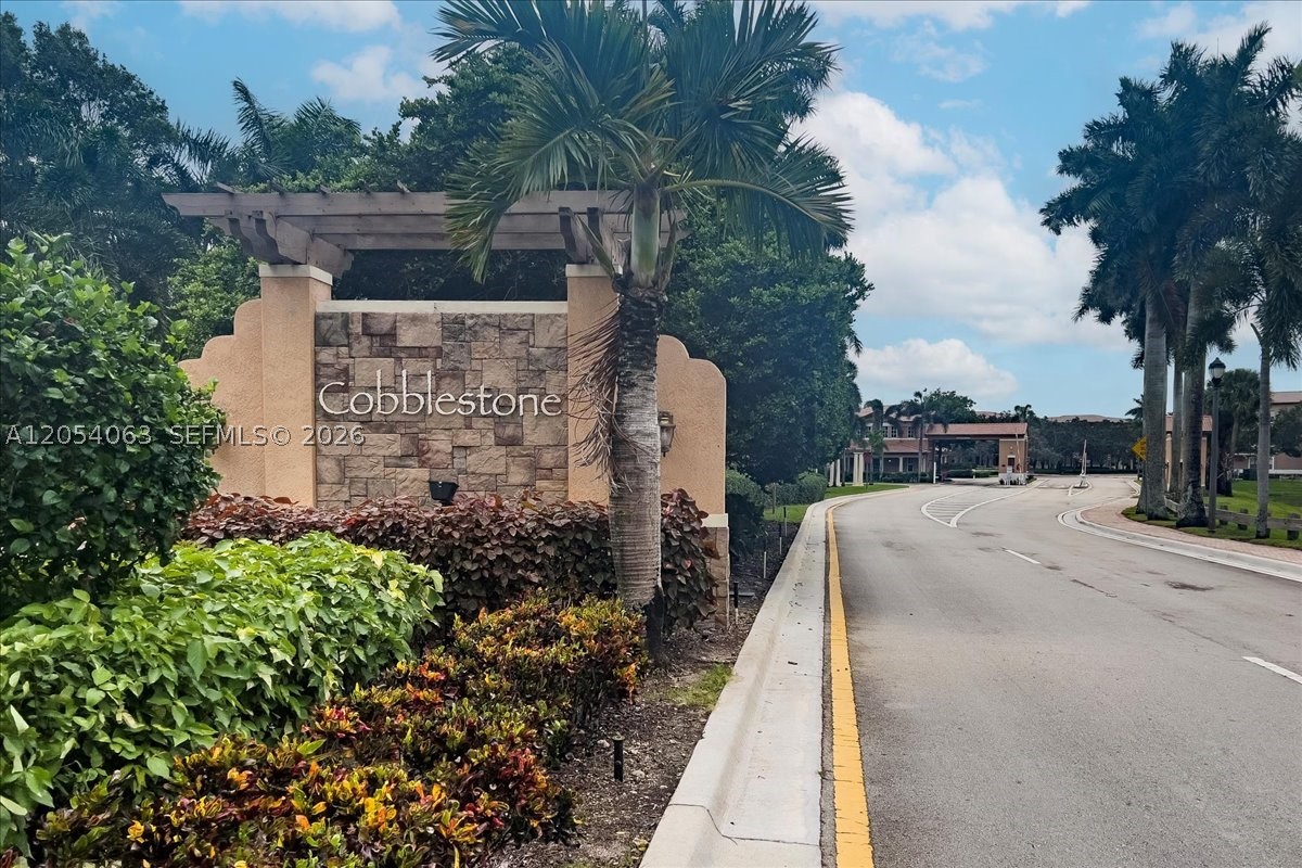 COBBLESTONE II - Residential Lease