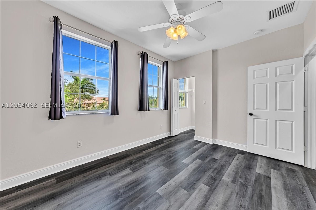 COBBLESTONE II - Residential Lease