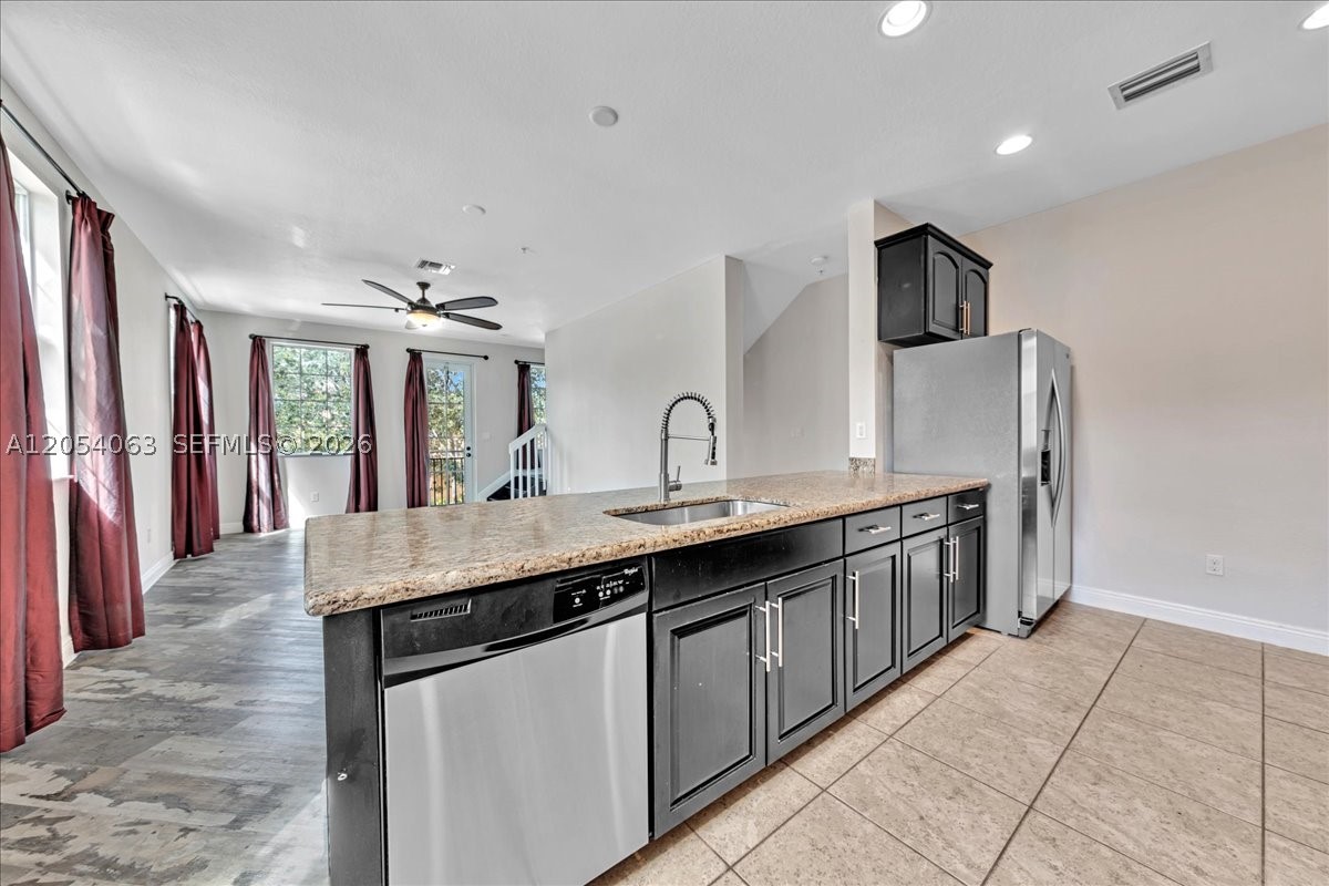 COBBLESTONE II - Residential Lease