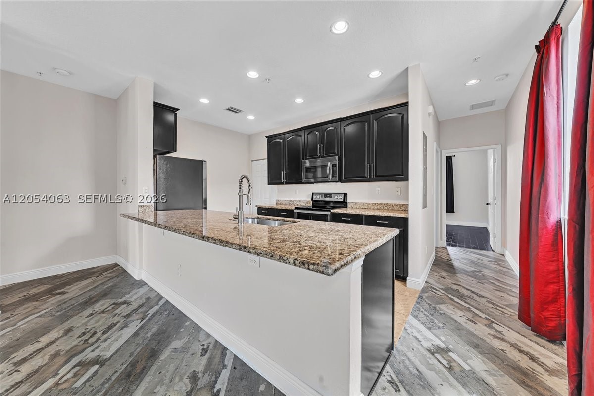 COBBLESTONE II - Residential Lease