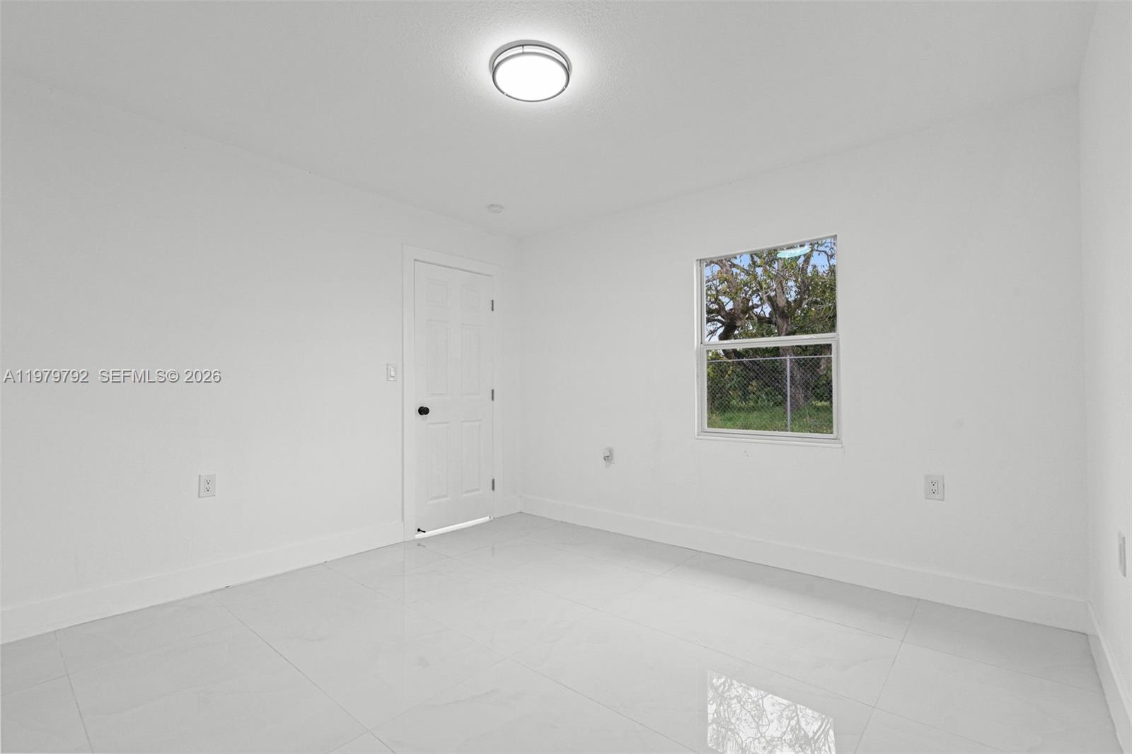 Acreage - Residential