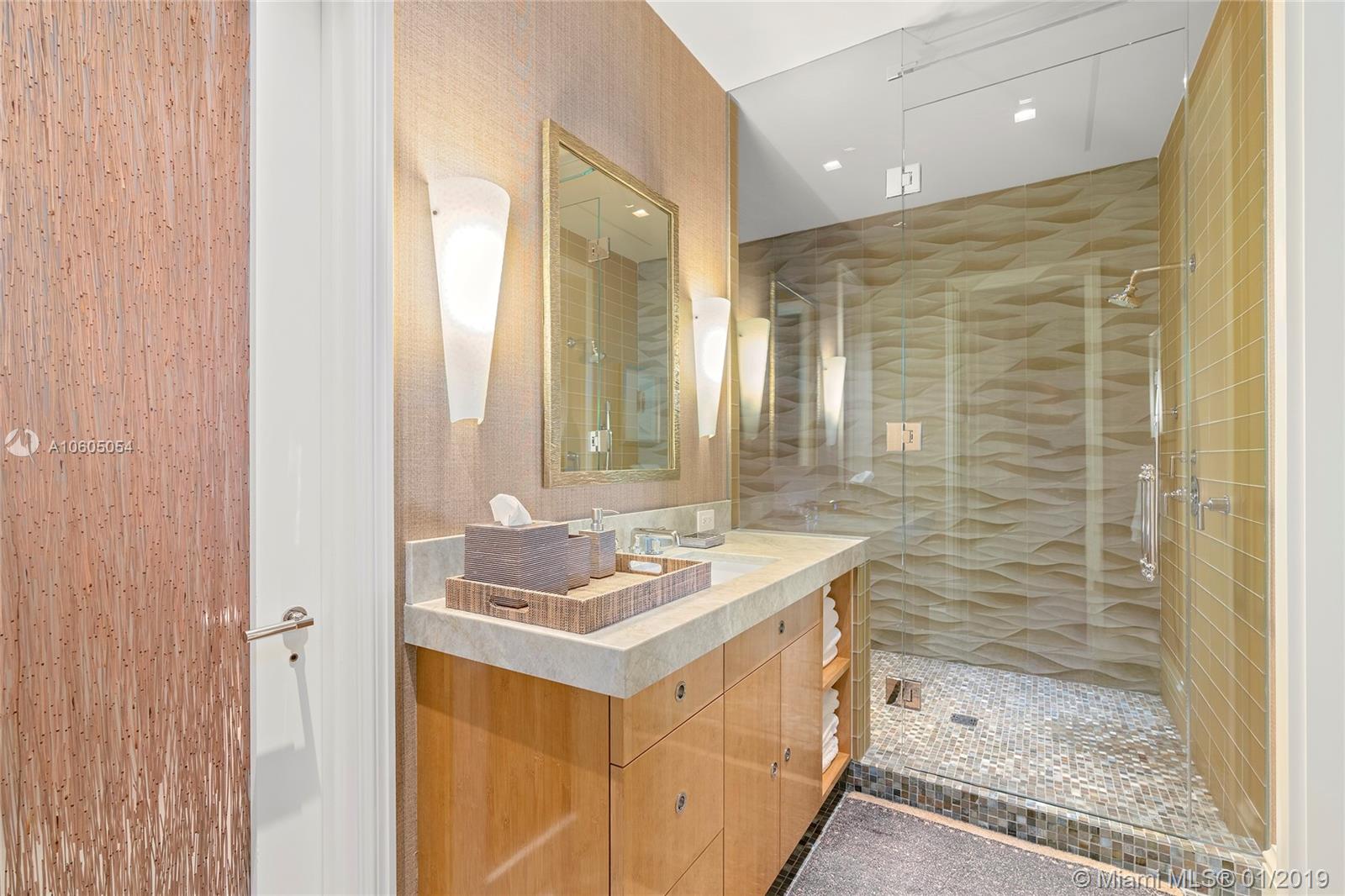 BAYVIEW FISHER ISL CONDO N - Residential