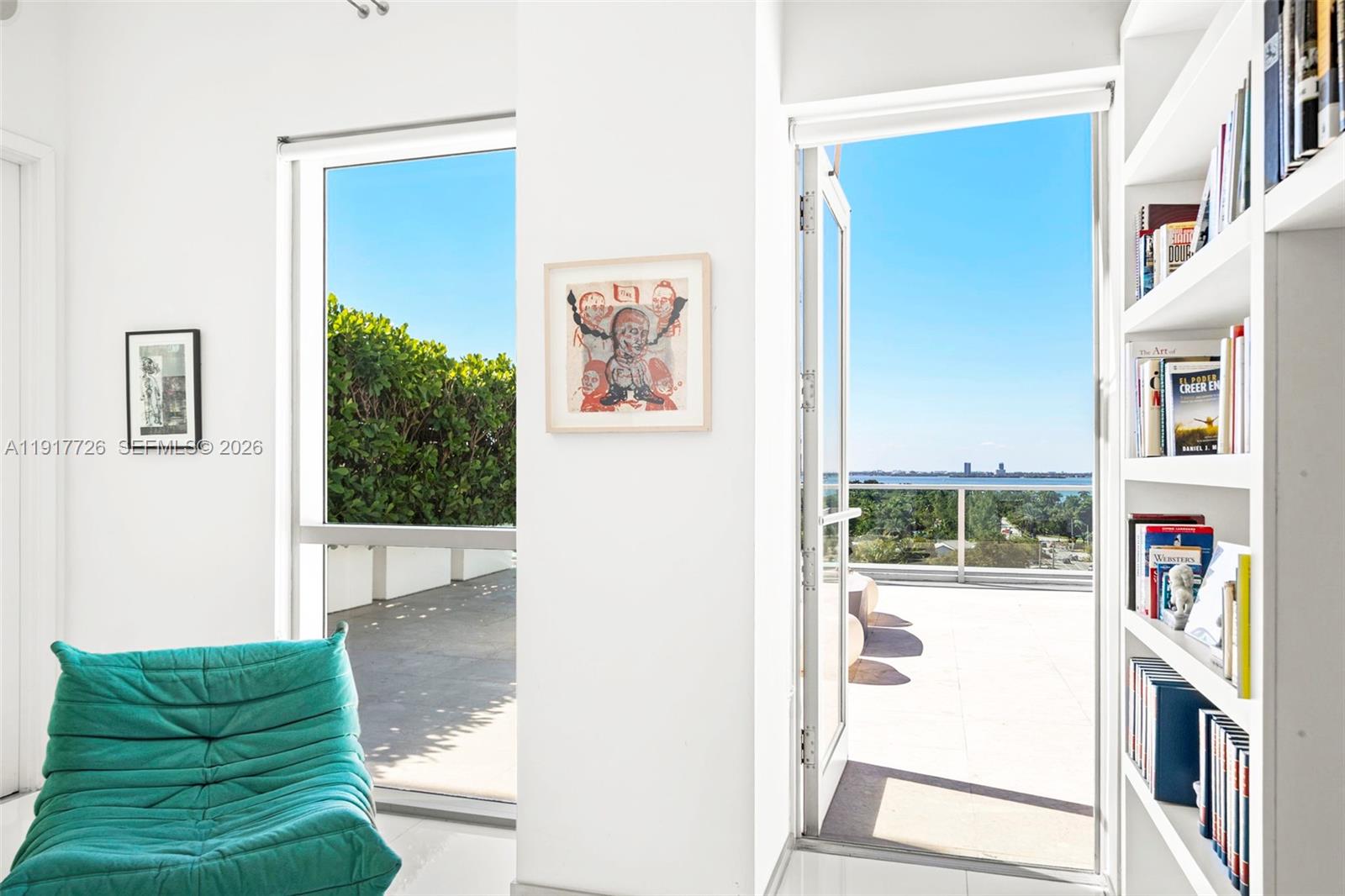 CHATHAM AT AQUA CONDO - Residential